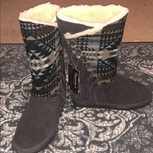 Bearpaw boots